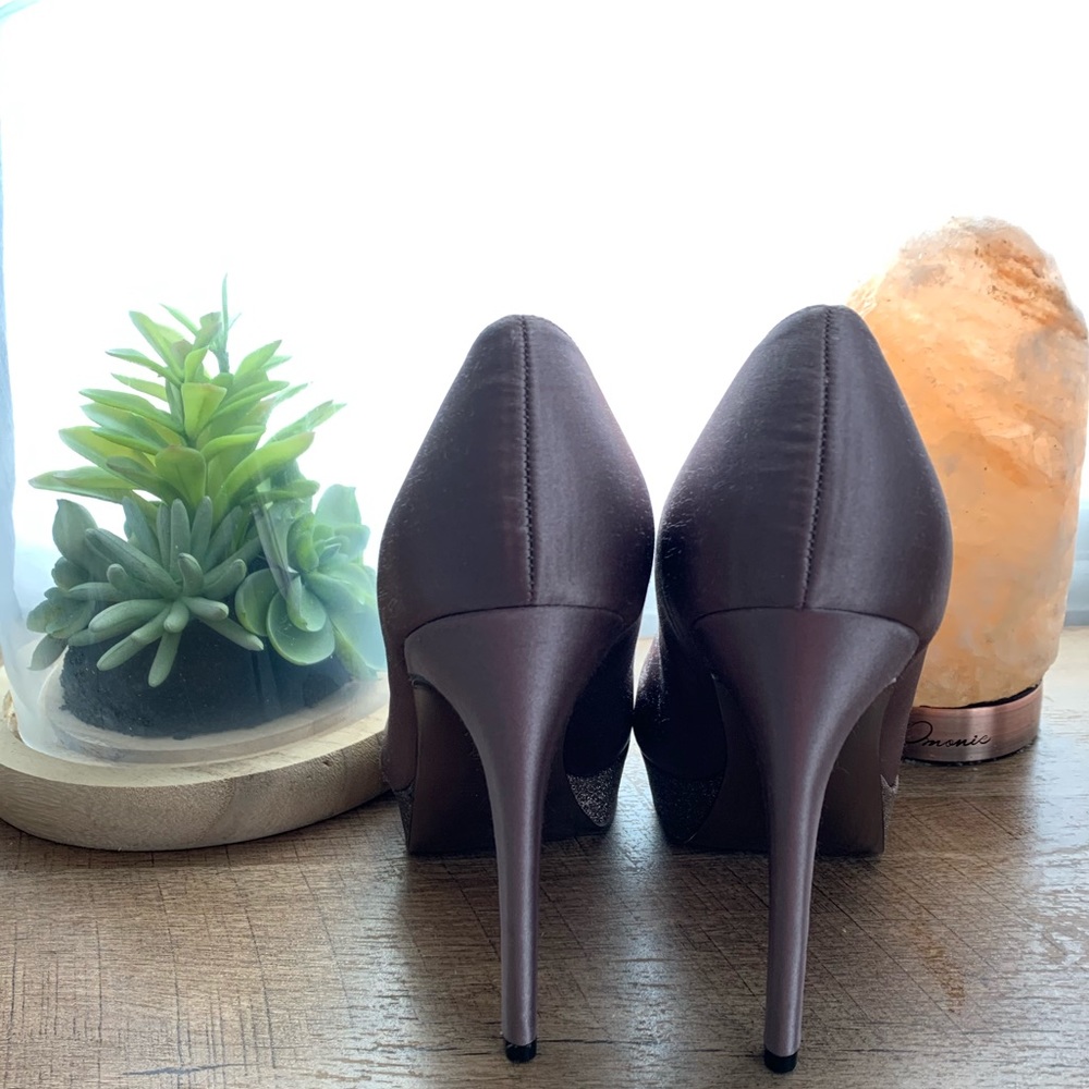 Women's high heels size 8.5 - Picture 3 of 6
